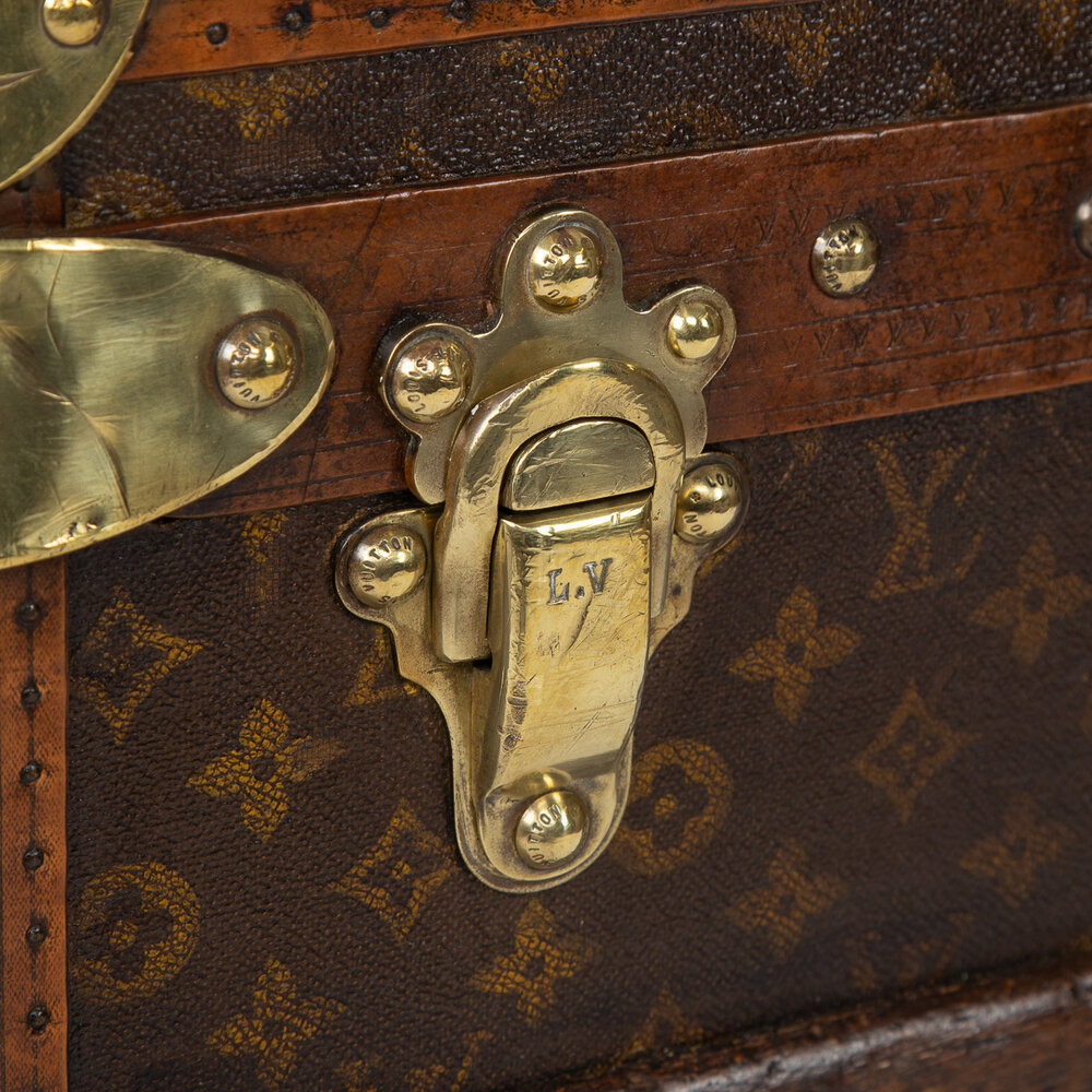 Miniature zinc courier trunk, by Louis Vuitton, Paris – Pullman