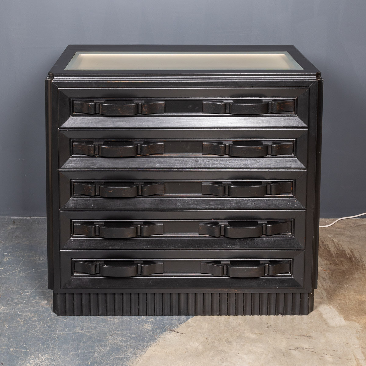 20thC Italian Ebonised Chest Of Drawers With Display Top c.1930