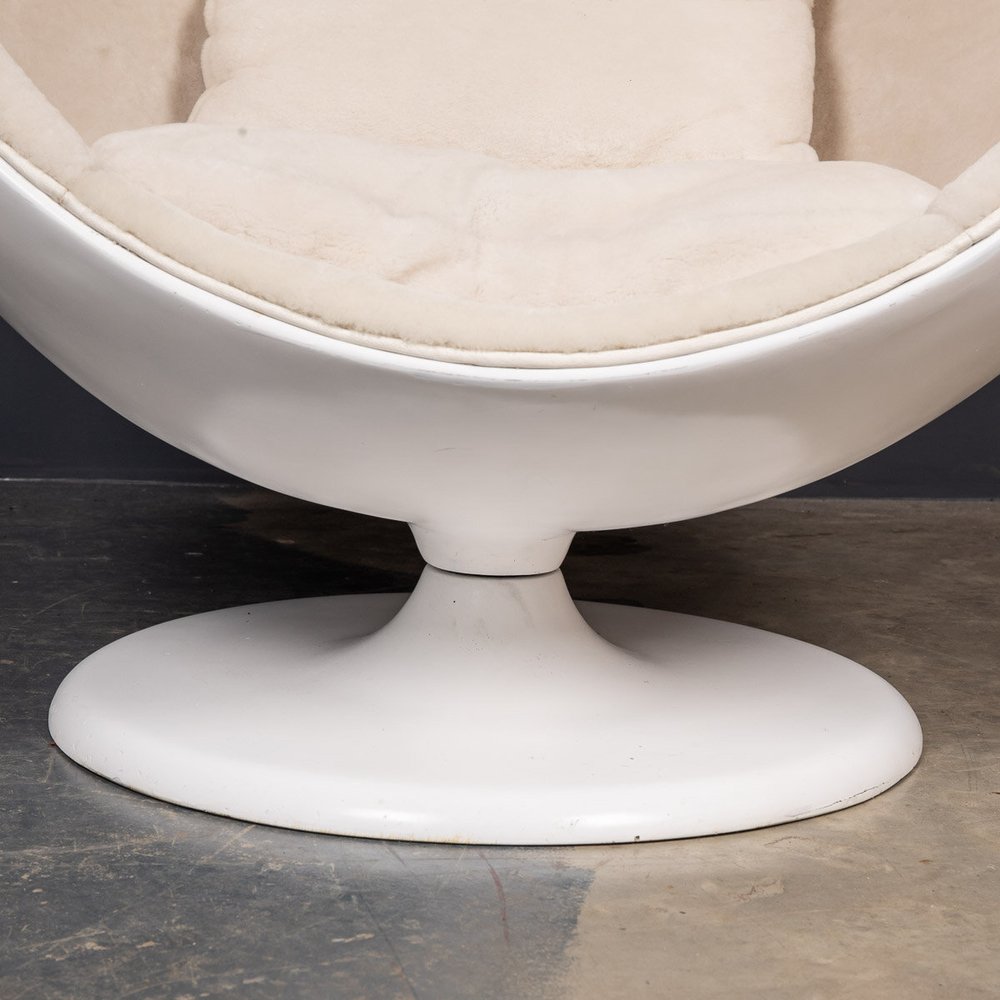 20thC Original Ball Chair, By Eero Aarnio For Asko — Dee Zammit