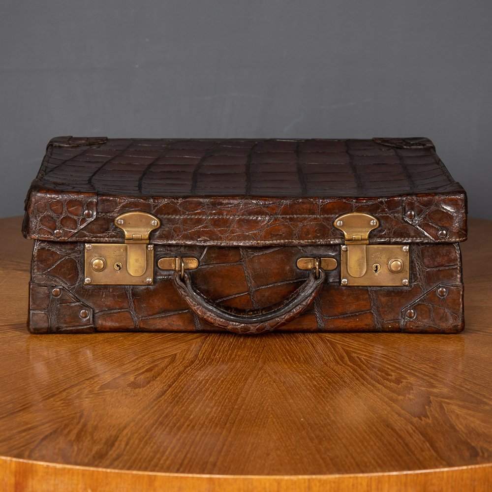 19thC Victorian Crocodile Skin Suitcase With A Silver Ship Motif c.1890 —  Dee Zammit
