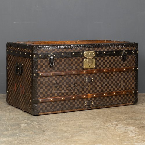 Antique Trunk in Damier Canvas from Louis Vuitton, 1900 for sale