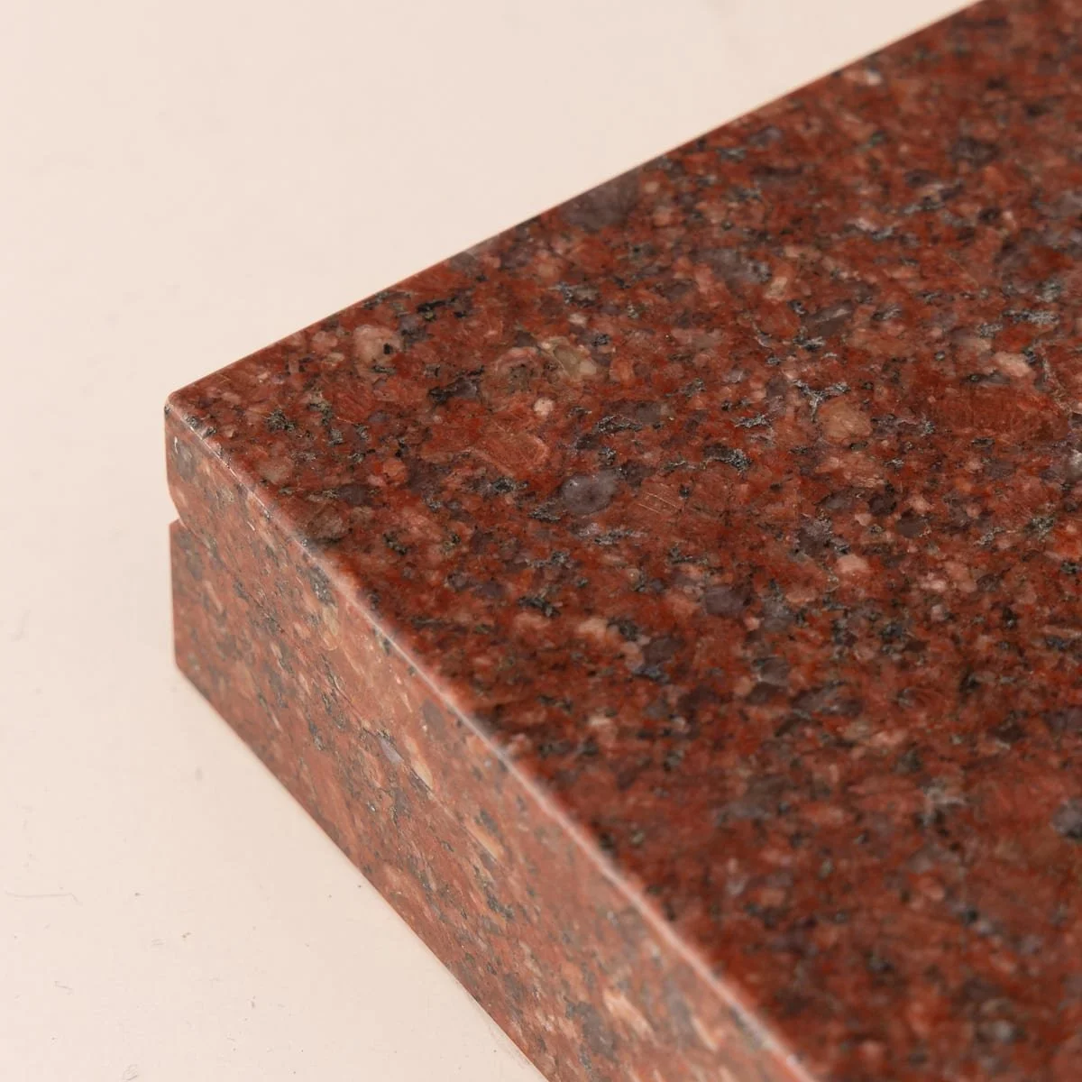 VINTAGE 20thC ITALIAN RED FIRE GRANITE BOX