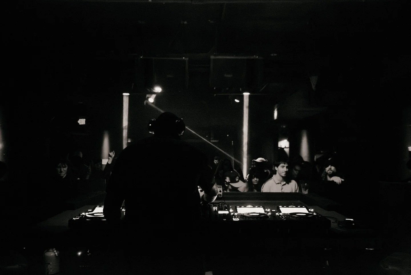 // The second edition of Club Culture

@dj_stingray_313 &amp; @x.am76 led the night.

Thank you for joining us on the floor. 

We&rsquo;ll see you next Thursday at 33 Dunster St with @alarico___ &amp; @niki.bakhtiyar 

🔗 Tickets in bio.

21+

infrab