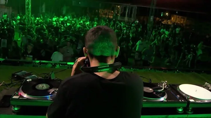 TOMORROW 🔊 Tensal &amp; Meschwitz

04.10.2026 | 10PM &ndash; 2AM | 21+

// @tensal_official
// @meschwitz_ 

This Friday, we welcome Tensal, the solo project of H&eacute;ctor Sandoval, a visionary force in techno also known for his work as one half 