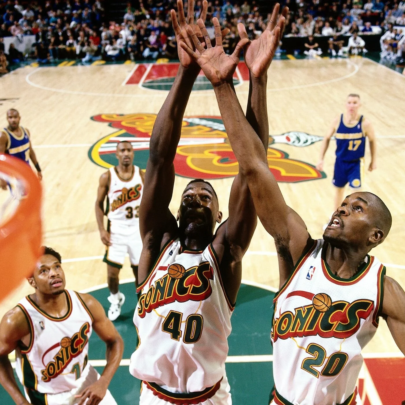 Trader Bob - The Man Behind the 90's Sonics (with Special Guest Bob Whitsitt)