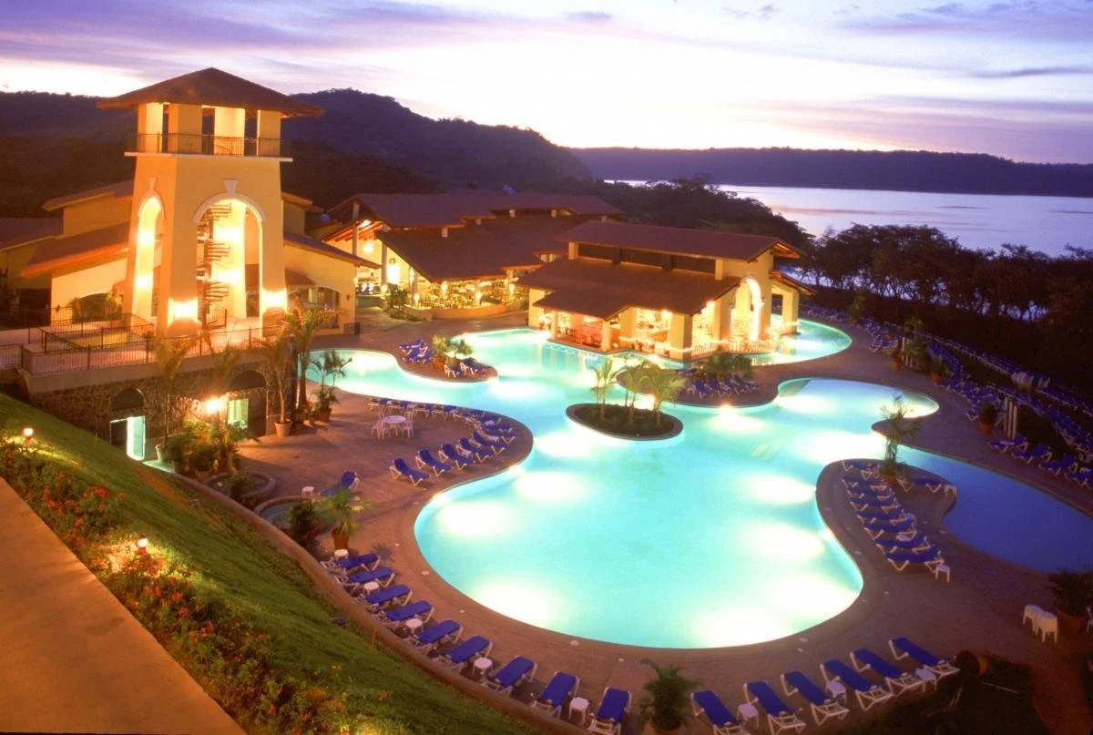 medium_Allegro_Papagayo_5dab807db5c8ae39a06925a12f729c5e.jpg