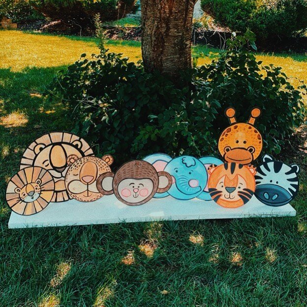 Lil jungle pals for a baby shower this weekend!
.
.
.
.
More posts to come !
.
.
.
.
#babyshower #baby #babydecor #nurserydecor #nursery #itsaboy #zoo