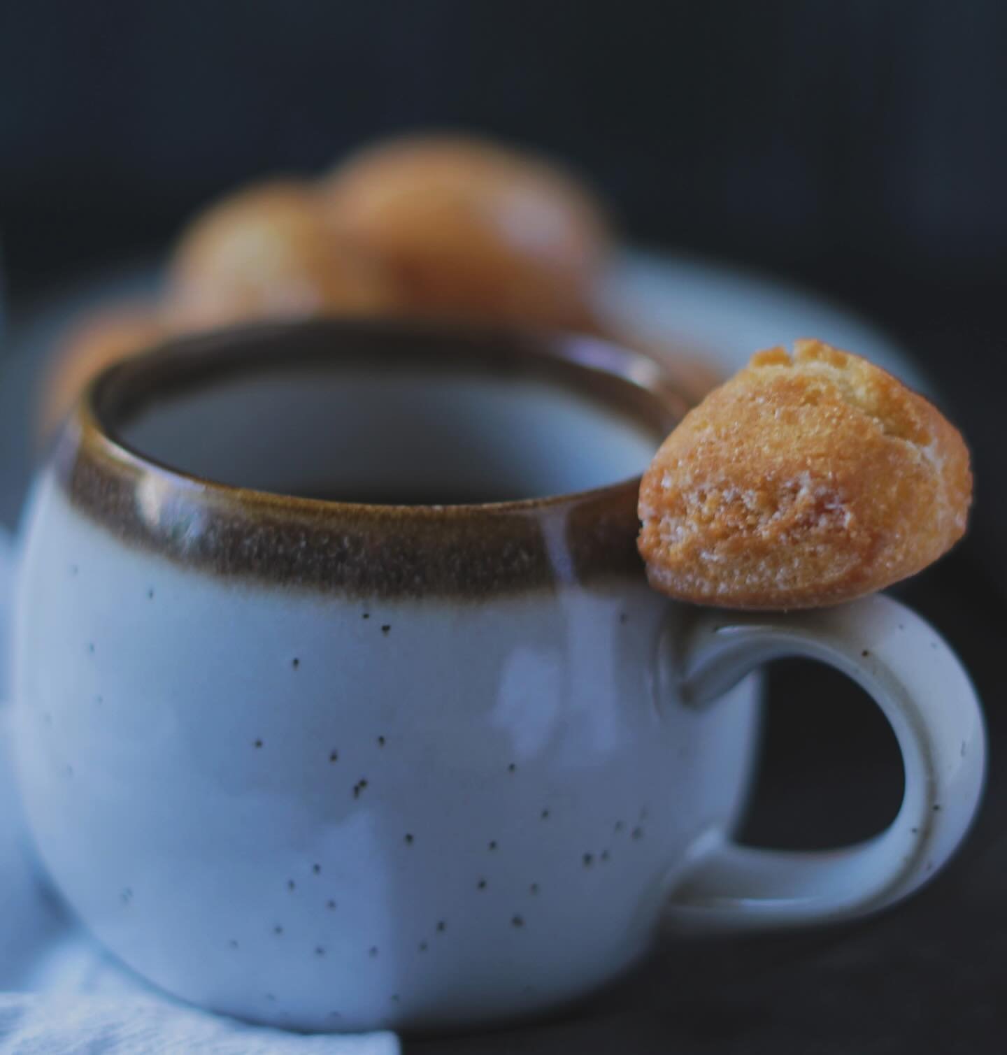 The perfect part ✨ Order fresh mandazi on our website to enjoy with coffee for your morning delight!

@yatabmandazi.com