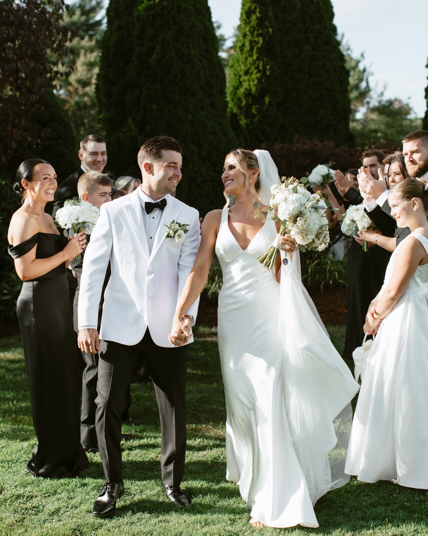 Proof that the best wedding photos aren&rsquo;t staged&mdash;they&rsquo;re intentional. 
⁠
A quick wedding planning tip: Make sure you&rsquo;re building breathing room into your wedding day timeline. While getting things done in a quick amount of tim