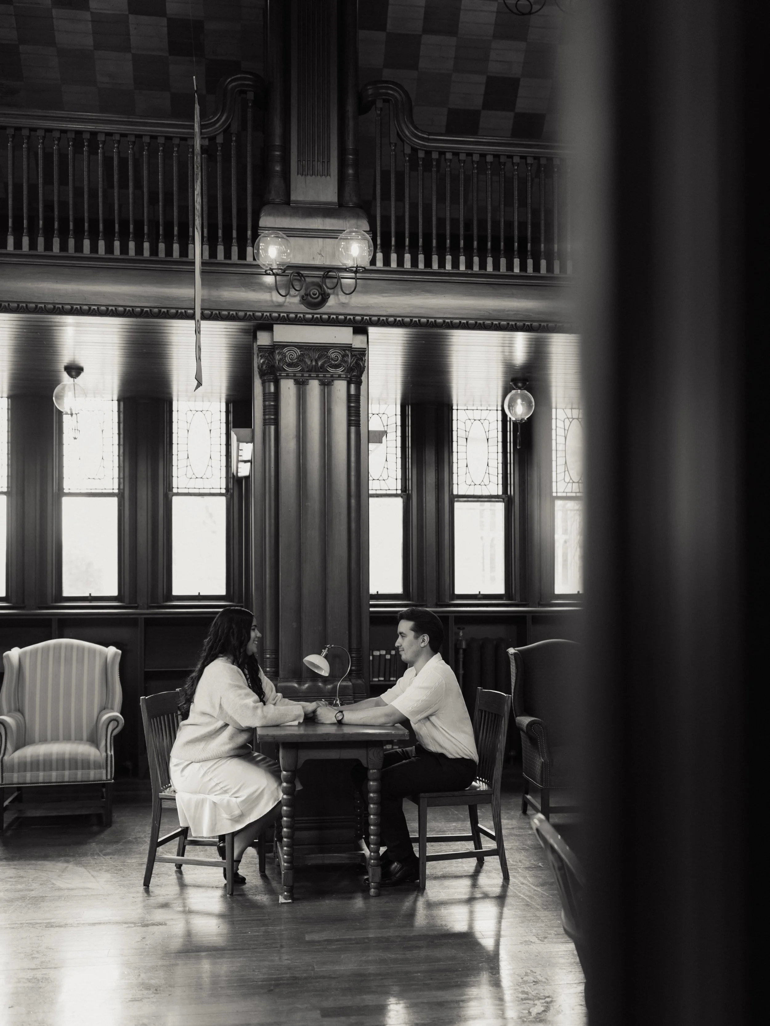Proof that your engagement session can just be your favorite Sunday afternoon. I always encourage couples to pick a location (or two) that they would enjoy as a date, or a location they are just excited about seeing. And Alyssa and Tyler did both 🥹

