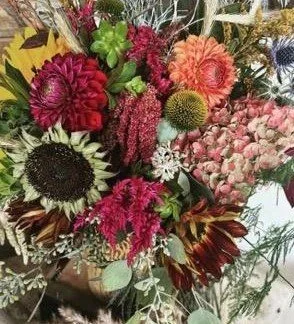 Deluxe Boquet 2.jpg