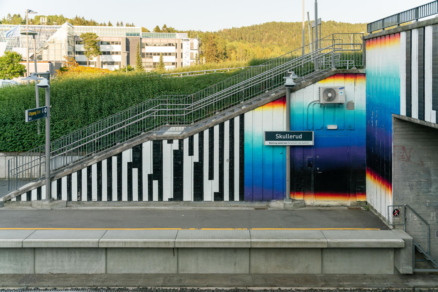  Felipe Pantone på Skullerud t-bane stasjon 