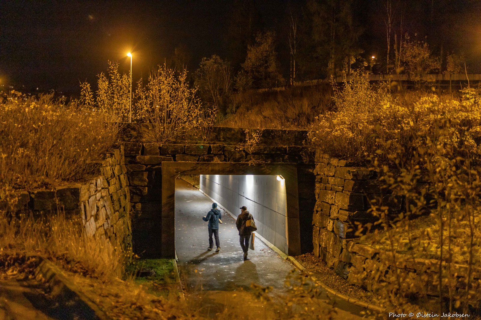 Øistein Jakobsen dokumenterer gatekunstnere i Bergen.jpeg