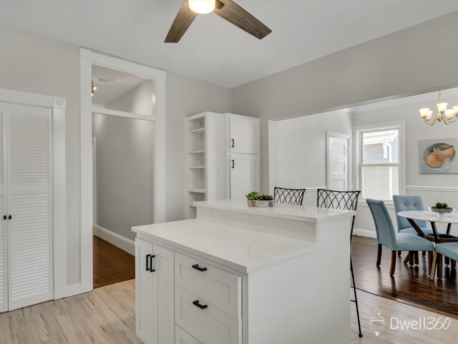 124 Chestnut St Unit 2 Brookline D360 (4).png