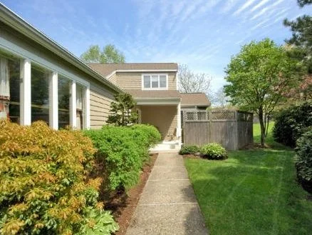 439 Dedham Street, Unit F6, Newton | $1,088,000