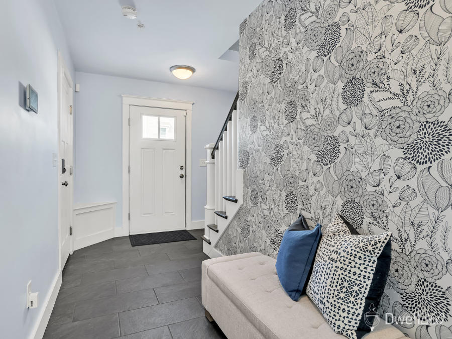 14 Hines Way Newburyport D360 (22).png