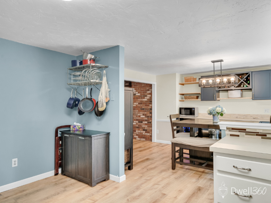 16 Camelot Court Stoughton (9).png