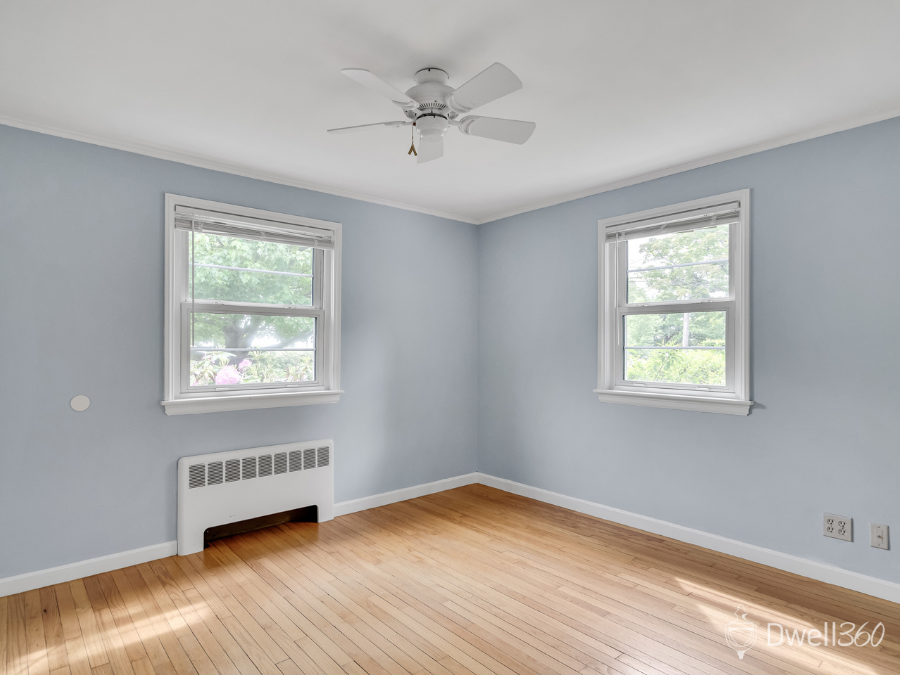 7 Oakridge Avenue Natick D360 (18).png