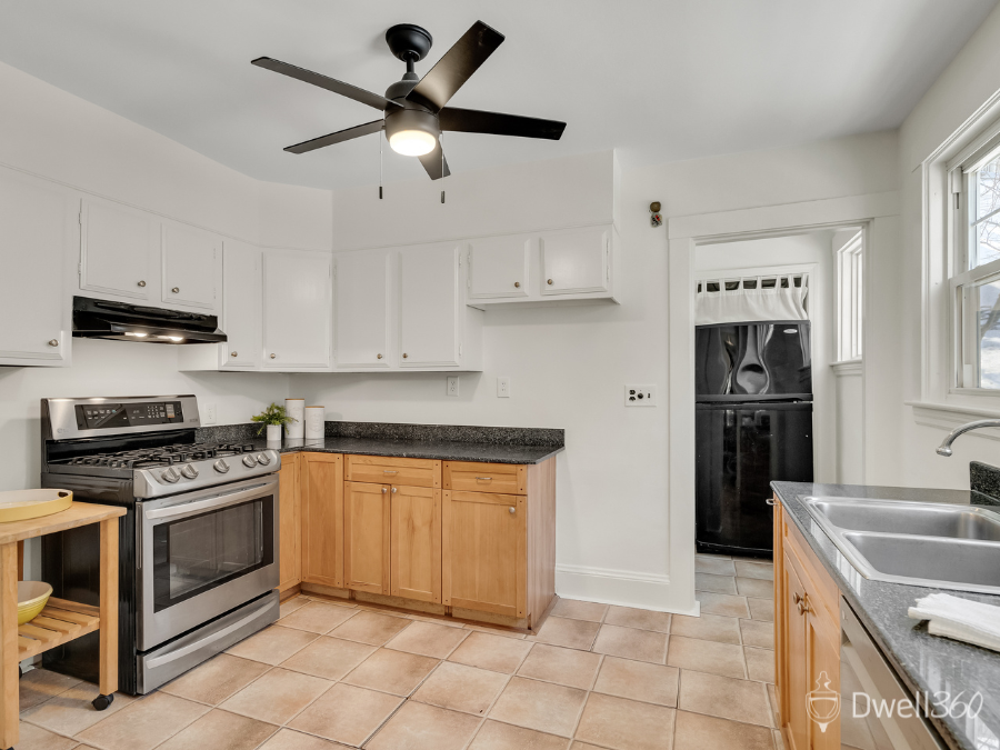 108 Columbia St Unit 1 Brookline D360 (11).png