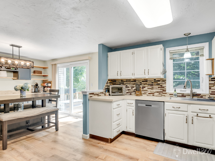 16 Camelot Court Stoughton (8).png