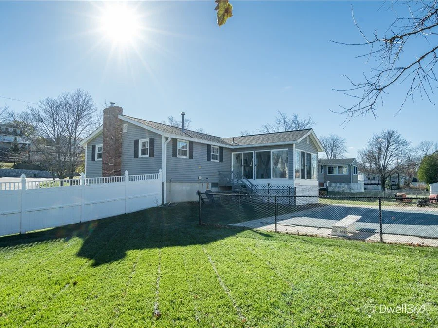 70 Westwind Rd Lowell wm 13.jpg