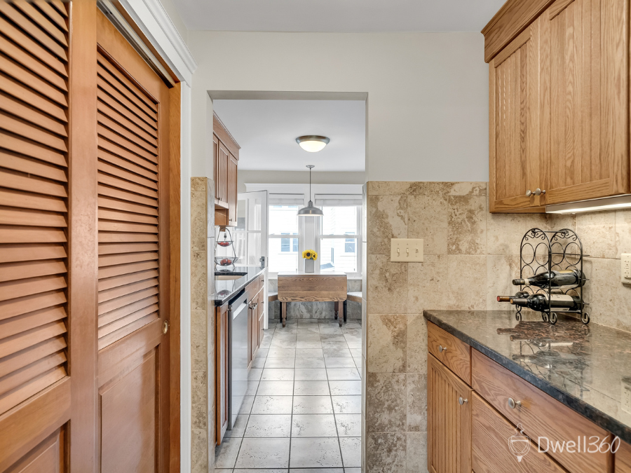 30 Oakley Road, Unit 2, Watertown D360 (8).png