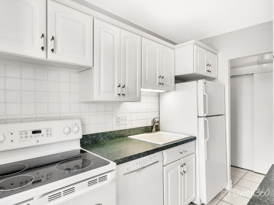 123 Sewall Ave Unit 3A Brookline D360 (7).png