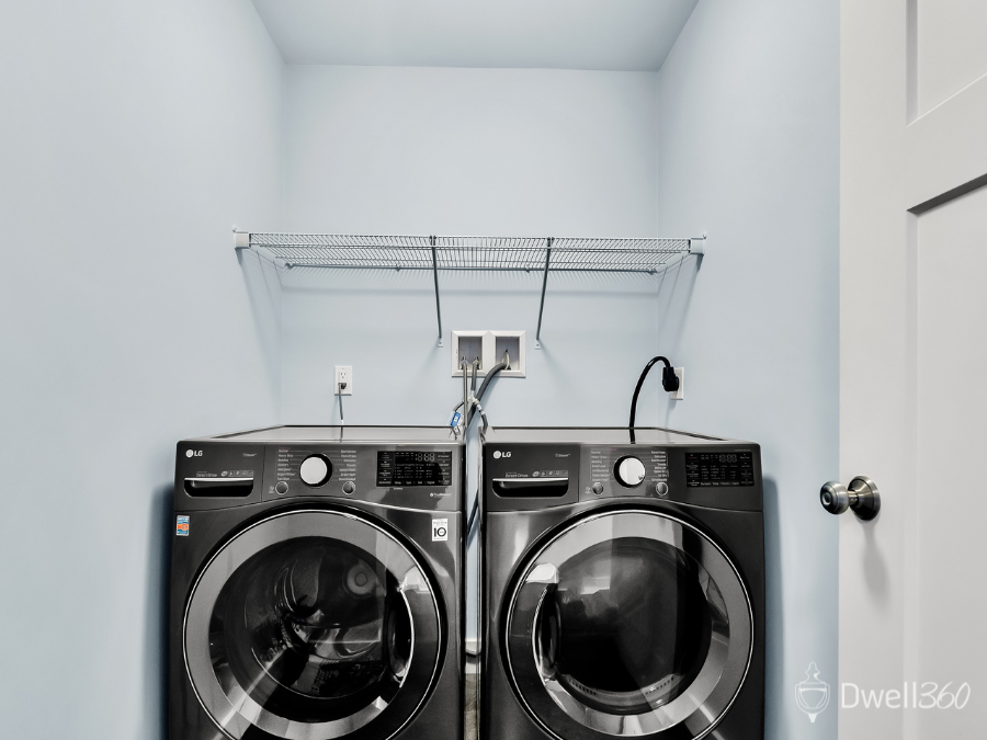 14 Hines Way Newburyport D360 (19).png