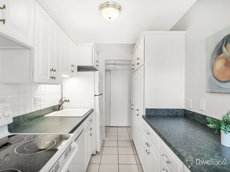 123 Sewall Ave Unit 3A Brookline D360 (6).png