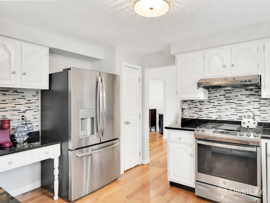 6 Flanagan Drive Framingham D360 (8).png