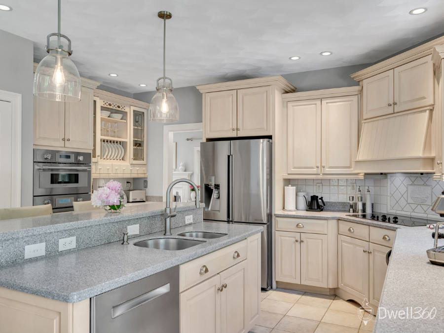 4 Carter Drive Natick D360 (9).png