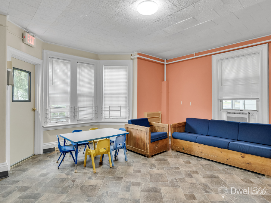 17 Holliston Street, Medway D360 (3).png