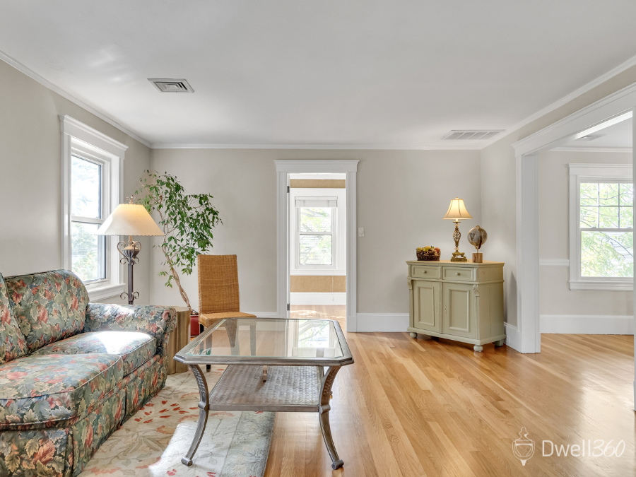 30 Oakley Road, Unit 2, Watertown D360 (2).png