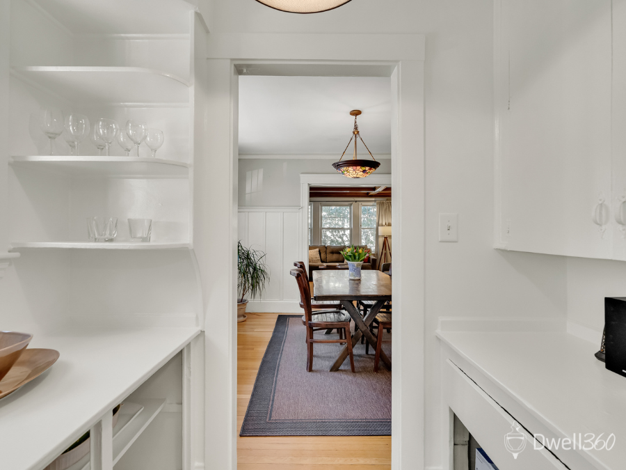 108 Columbia St Unit 1 Brookline D360 (10).png