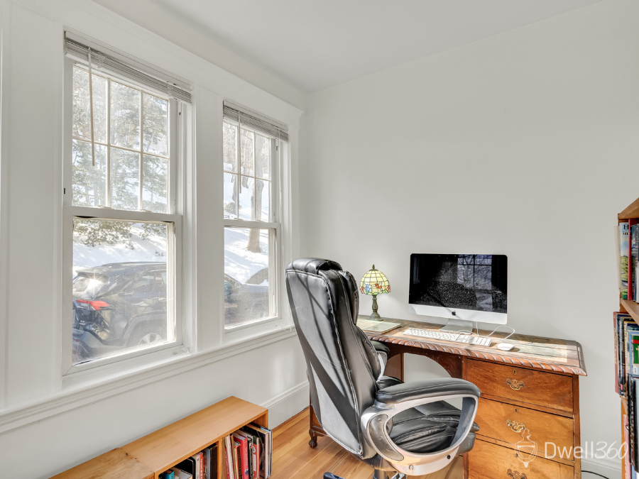 108 Columbia St Unit 1 Brookline D360 (16).png