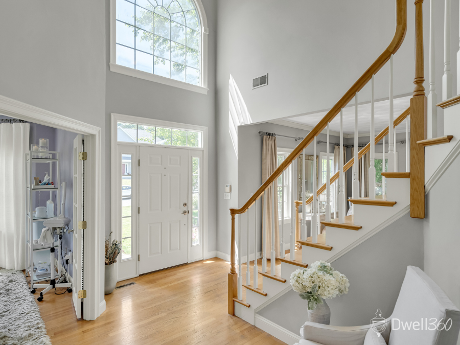4 Carter Drive Natick D360 (2).png