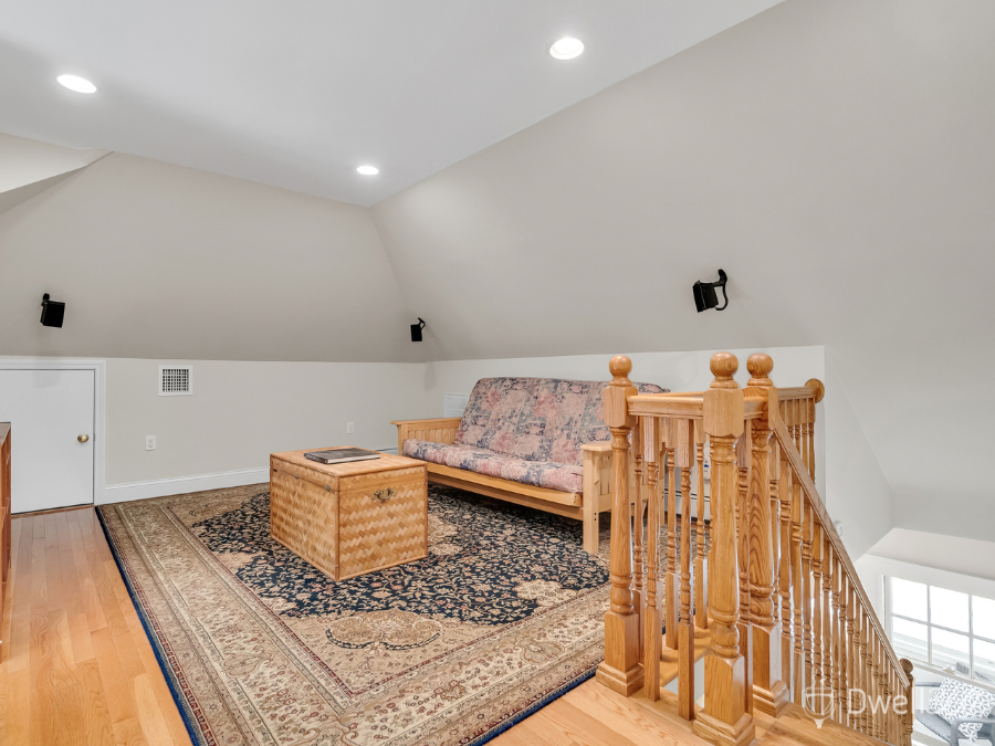 30 Oakley Road, Unit 2, Watertown D360 (20).png
