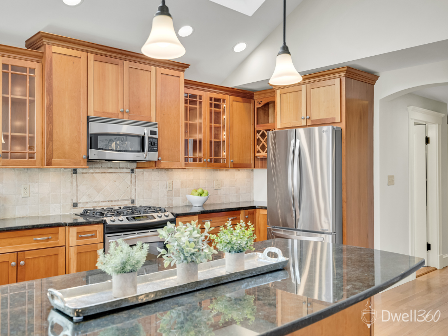 38 Jenness Street Quincy D360 (4).png