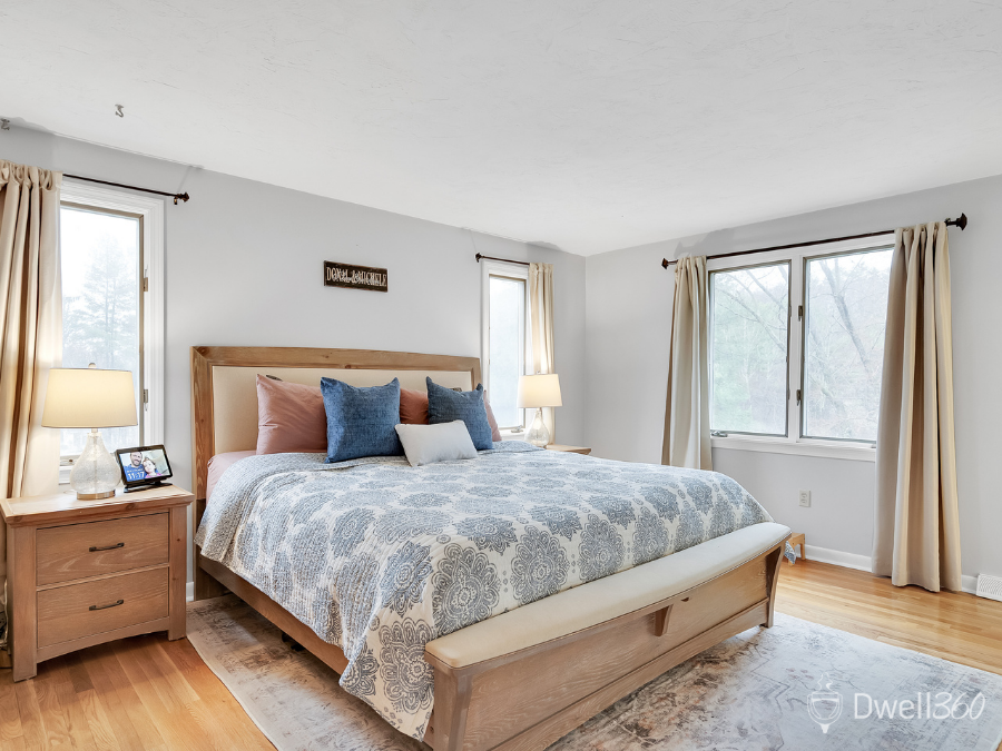 6 Flanagan Drive Framingham D360 (16).png