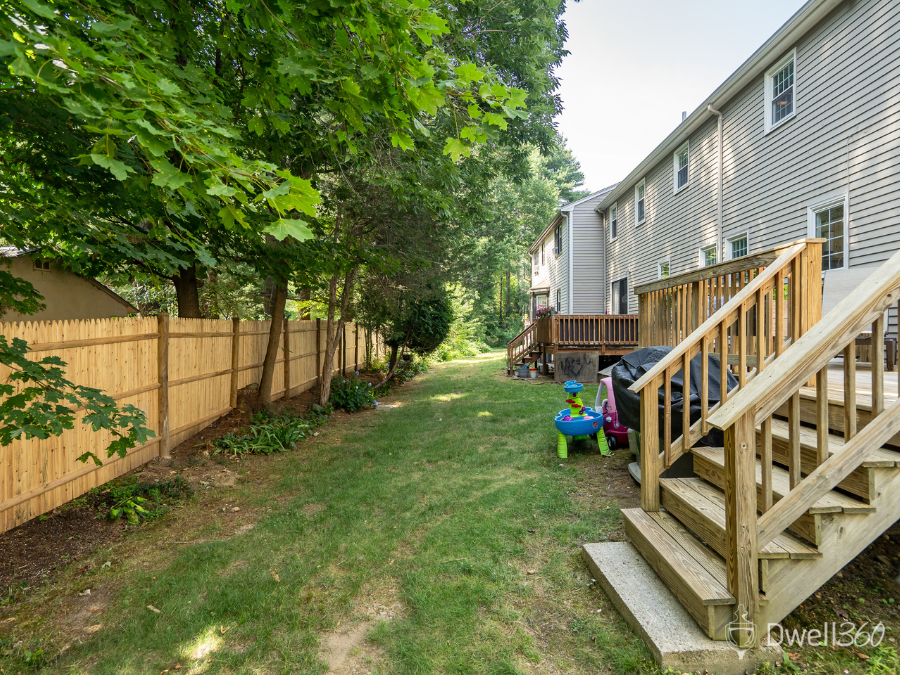 16 Camelot Court Stoughton (24).png