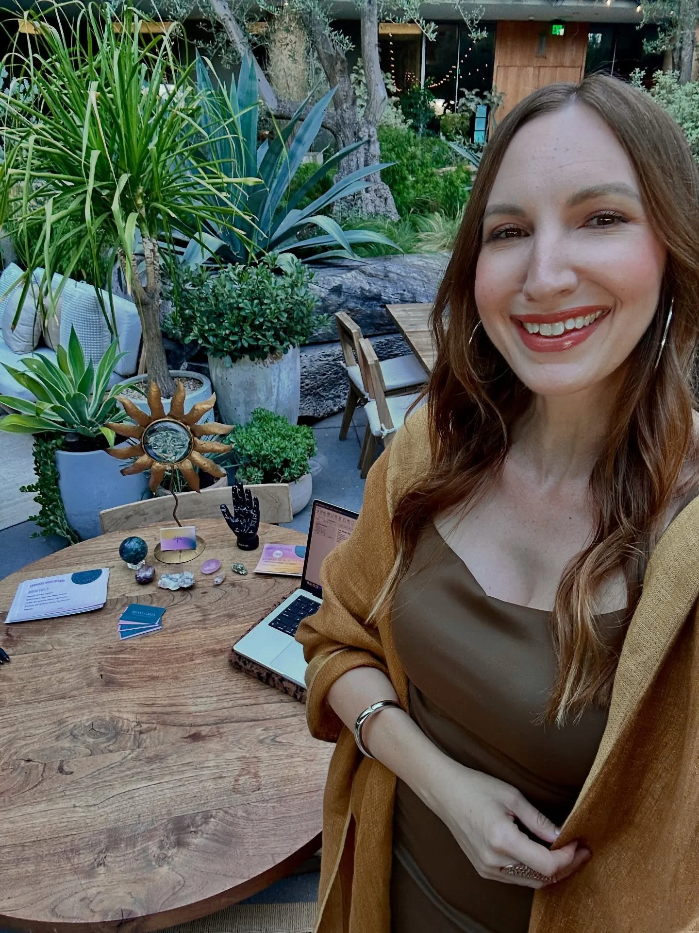 ✨Under a Leo Sun and Aquarius Moon, I spent the evening as the on-site astrologer for @smartflyer&rsquo;s summer celebration at the gorgeous @1hotel.weho &mdash; thanks to my dear friend and client @zendiwendi. 

Back-to-back, 15-minute astrology rea