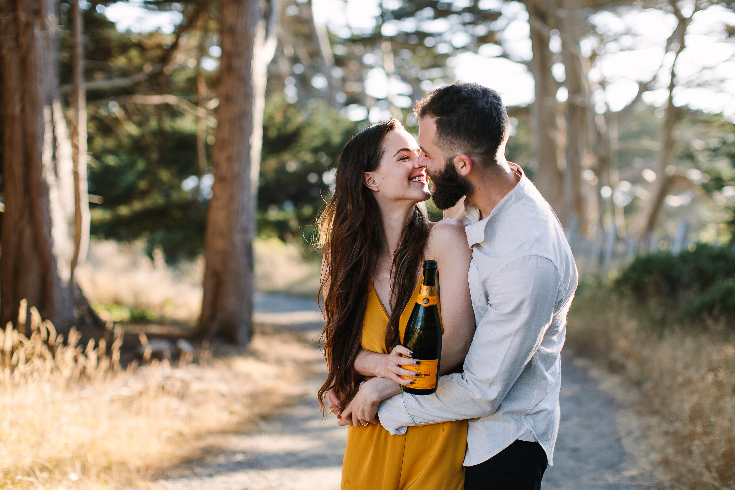 2019_engagement-aaron-lauren-3.jpg