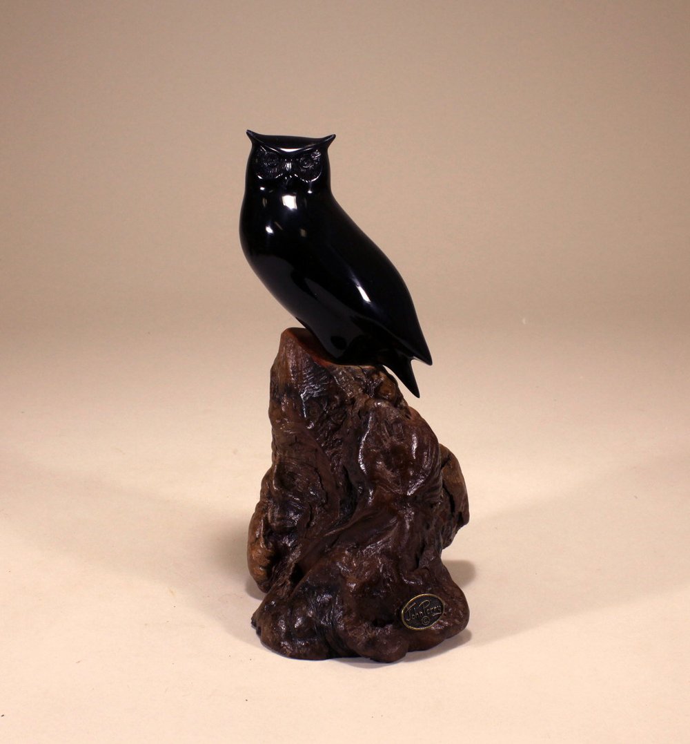 Black Owl Sculpture Owl Sculpture. Black-gold. Limited Edition | Lladró® USA main image 4