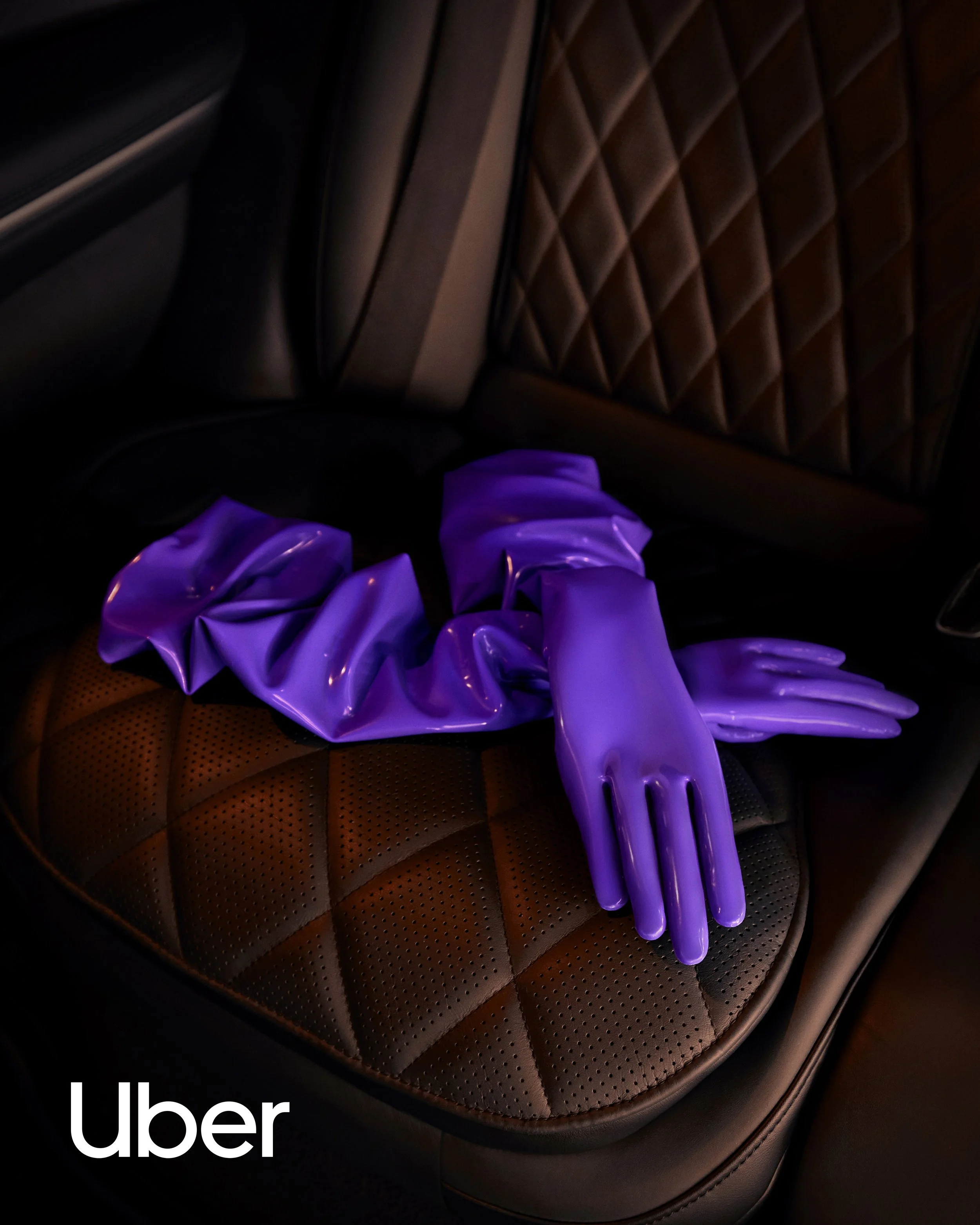 UBEREXEC_LOST_GLOVE.jpeg