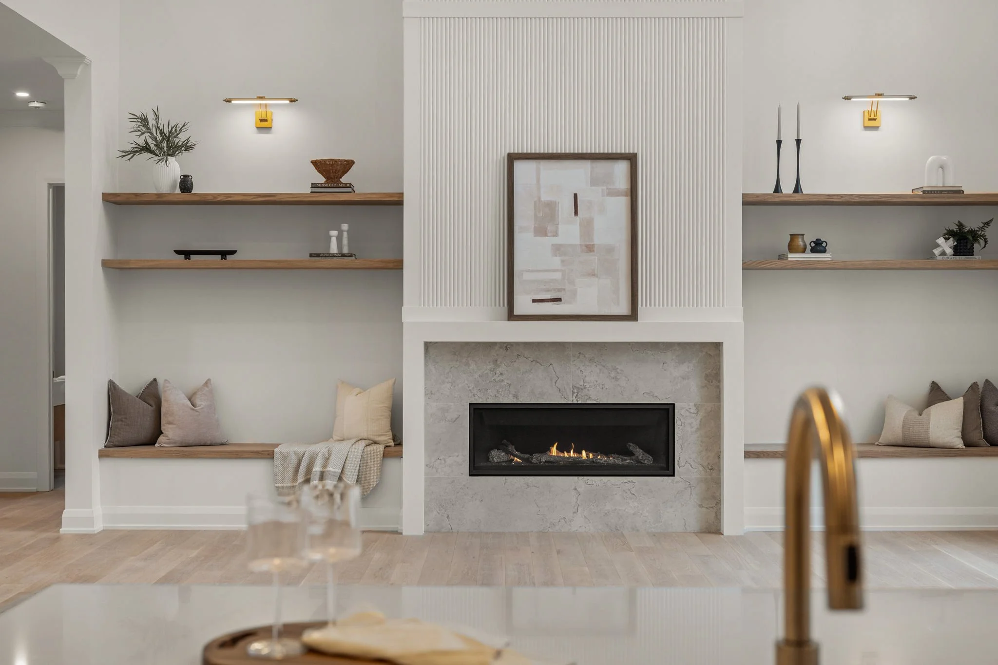 69-web-or-mls-577 Shoreway Drive-64.jpg