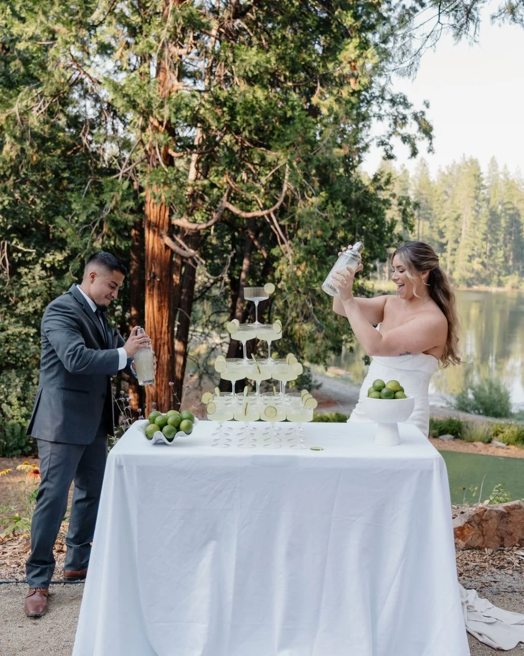 A splash of something different 🍋⁣
⁣
Photo: @creativelyuribe⁣
Coordination: @ranchandvinecollective.co