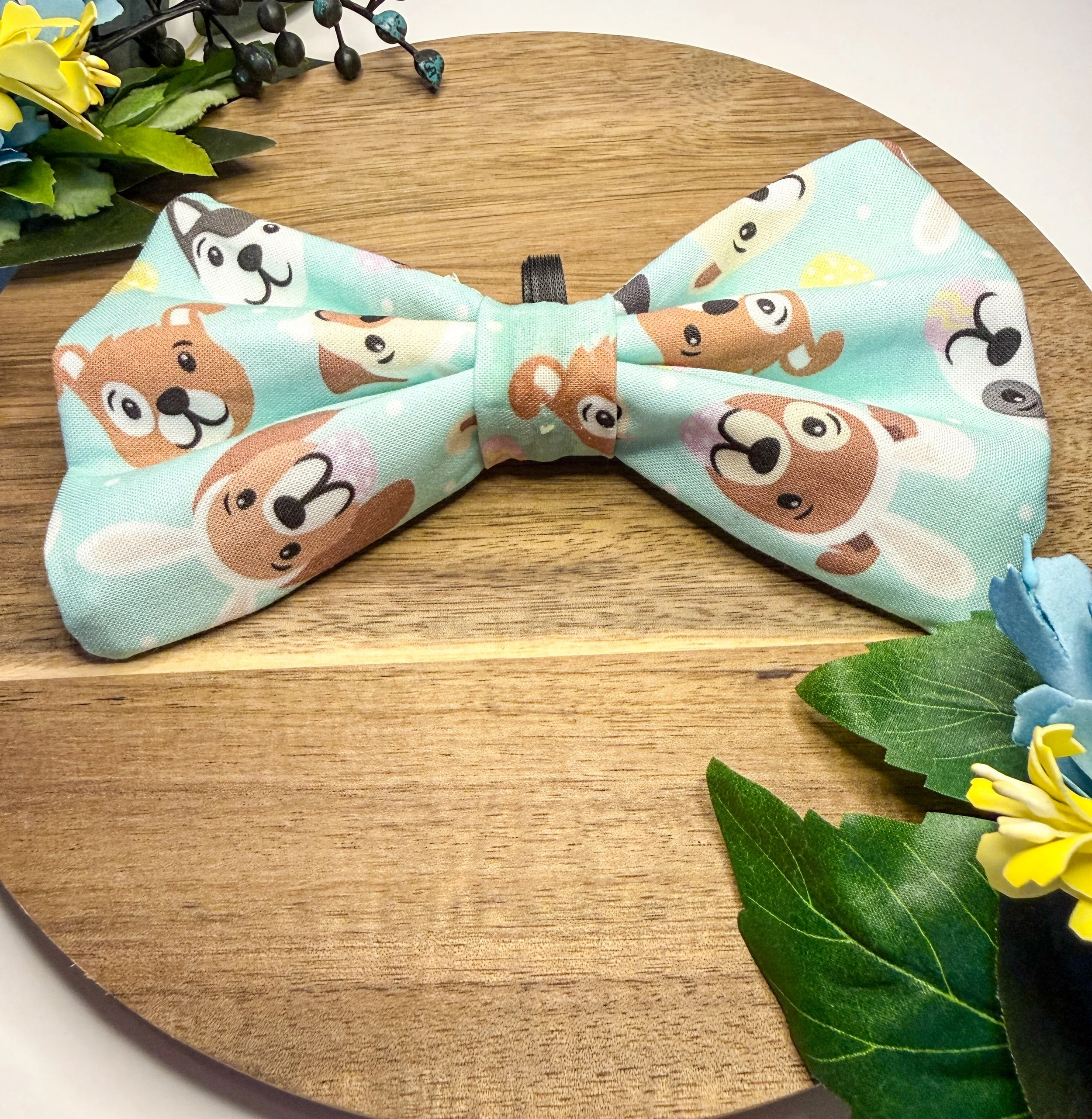 Hoppy Tails Bow Tie