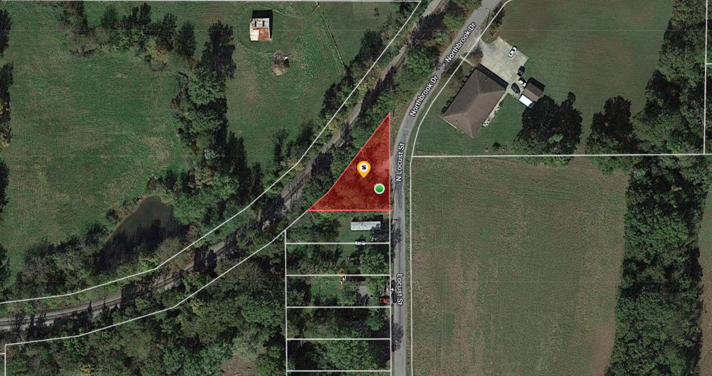 Cheap land for sale in Illinois.webp