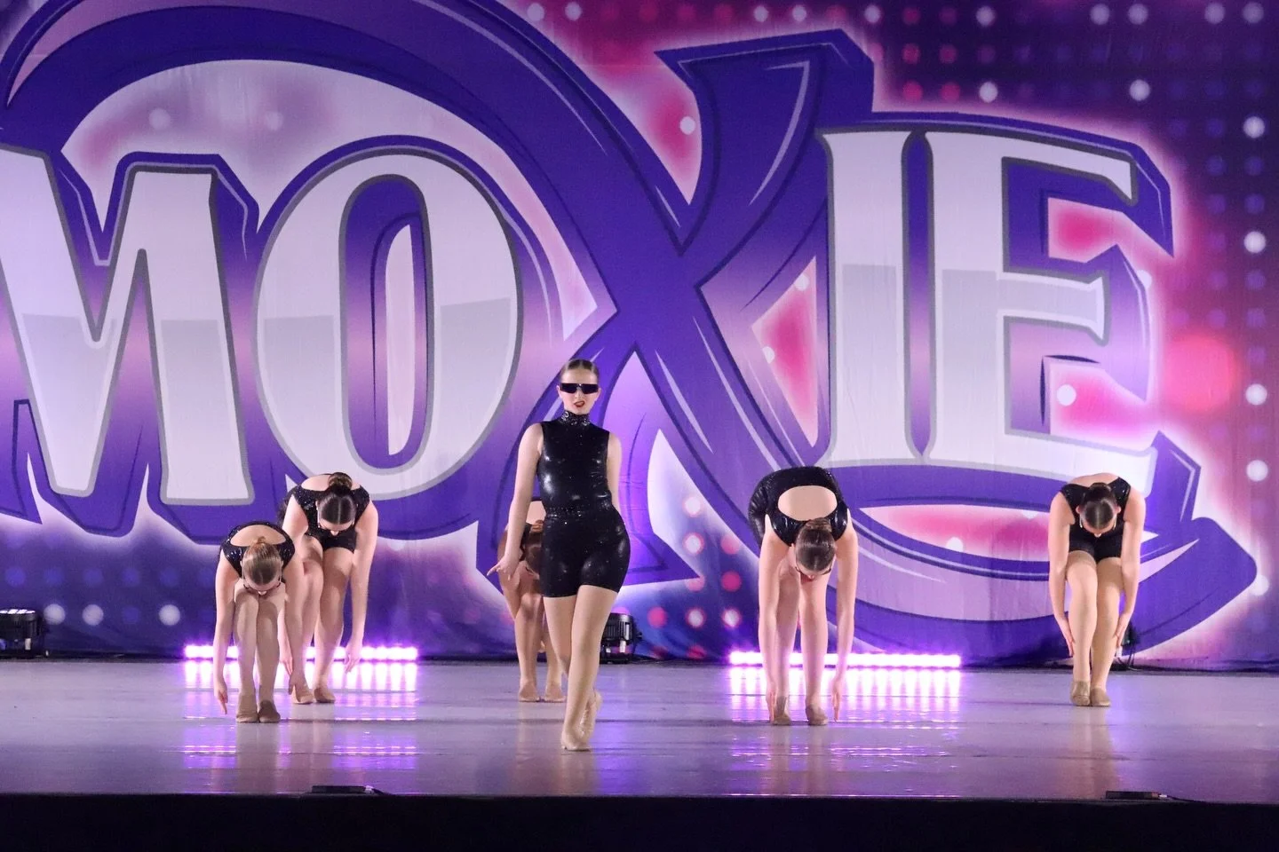 Coming into competition weekend like 💚😎 Serving brat summer energy in Charleston, WV starting at 8:30 tomorrow morning!!