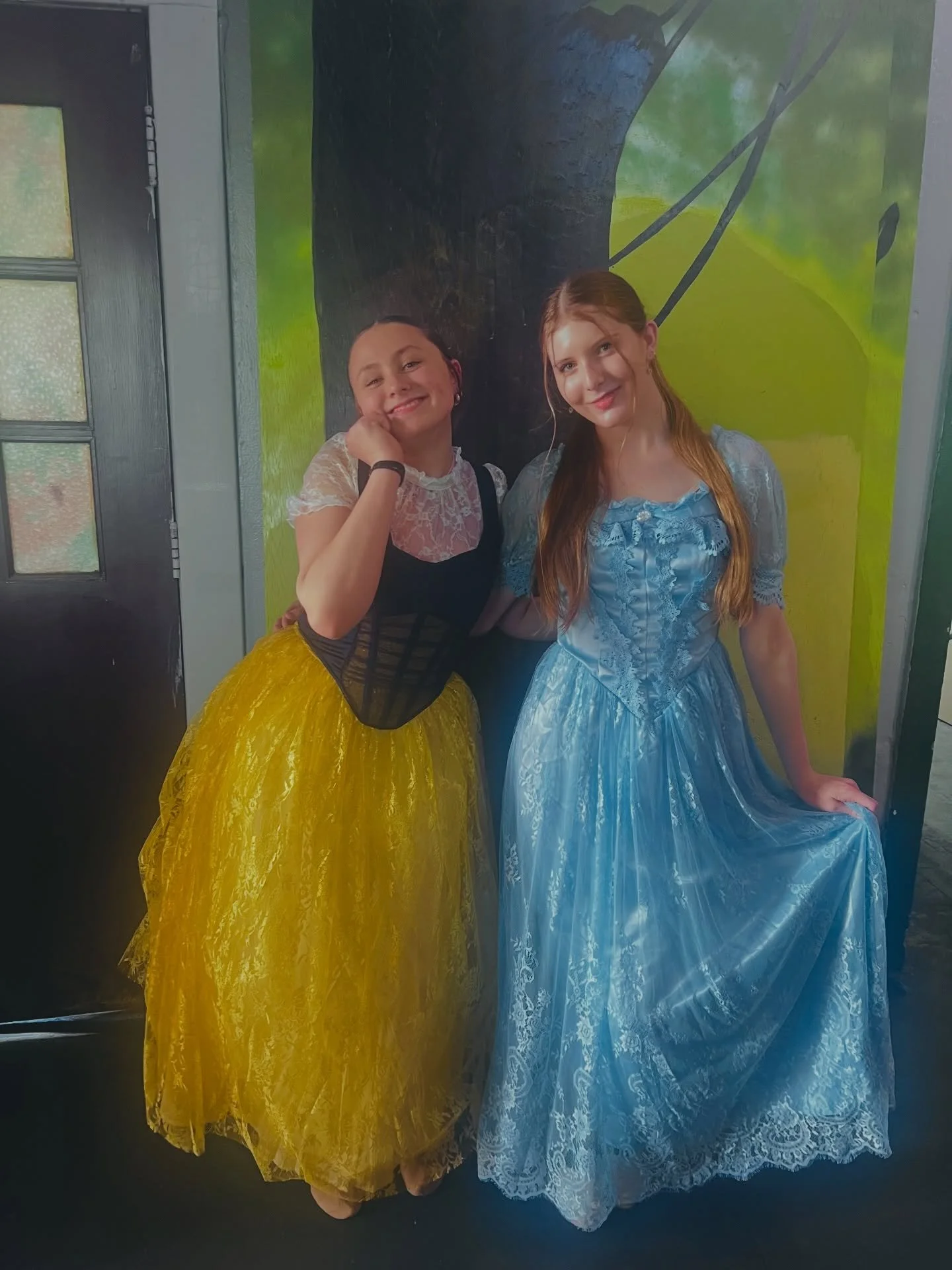 2 Once Upon a Swamp Posts in One Day ... 😅 We're a little excited!! Check out Snow White (Carigan) and Cinderella (Davi) who will be taking the stage next week alongside the Magic Mirror!! 🥰

You don't want to miss this!! Grab your tickets today! ?